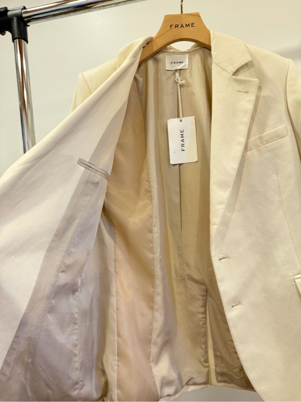 Off-White Two-Button Blazer - Picture 2 of 4